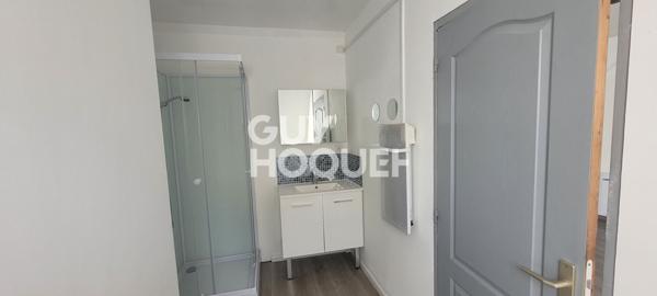 LOCATION : maison 2 pièces (48 m²) à SOMAIN