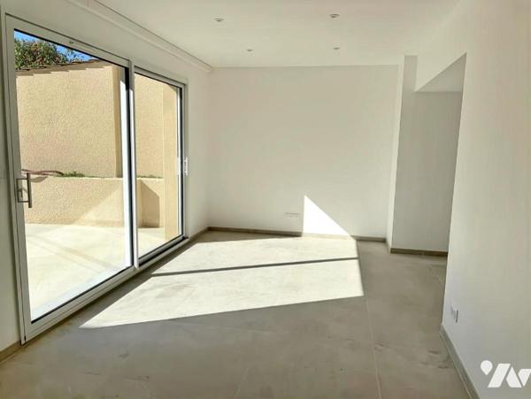 MEXIMIEUX CENTRE-VILLE - APPARTEMENT NEUF T4 (RDC) - avec terrasses et parkings