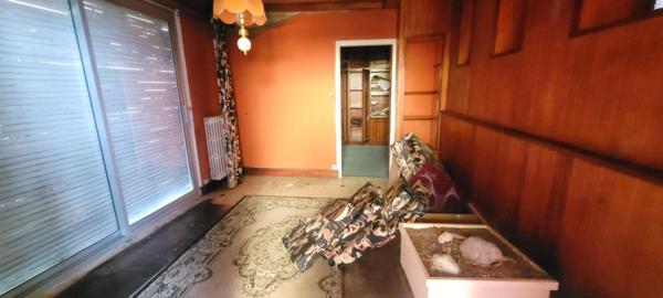 Superbe emplacement, commerces à pieds