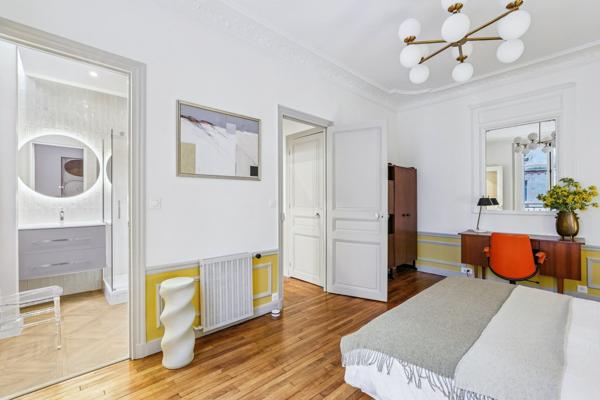 Vente Appartement de luxe Paris 7 5 Pièces 150 m²