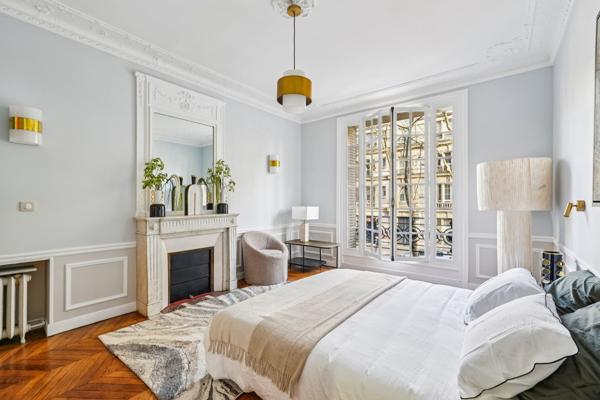 Vente Appartement de luxe Paris 7 5 Pièces 150 m²