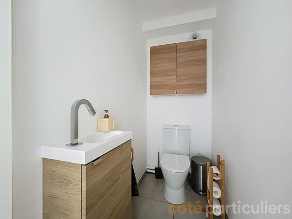 Vente
                Appartement68,21 m² - 3 Pièces -
                    SAINT MAUR DES FOSSES (94100)