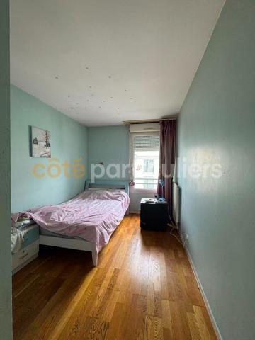 Vente
                Appartement89,79 m² - 5 Pièces -
                    BONDY (93140)