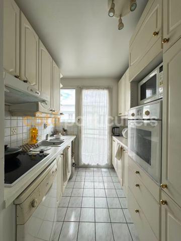 Vente
                Appartement89,79 m² - 5 Pièces -
                    BONDY (93140)