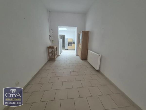 Appartement à louer 2 pièces 55.65m² Saint-Amand-les-Eaux (59230)