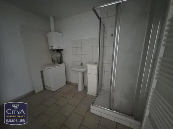 Appartement à louer 2 pièces 55.65m² Saint-Amand-les-Eaux (59230)