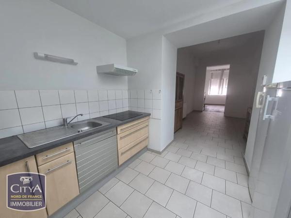 Appartement à louer 2 pièces 55.65m² Saint-Amand-les-Eaux (59230)