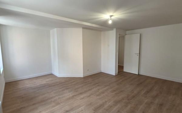 Appartement à louer    3 pièces •  Arras