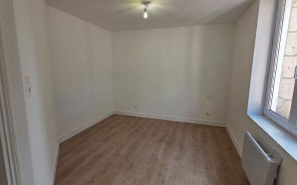 Appartement à louer    3 pièces •  Arras