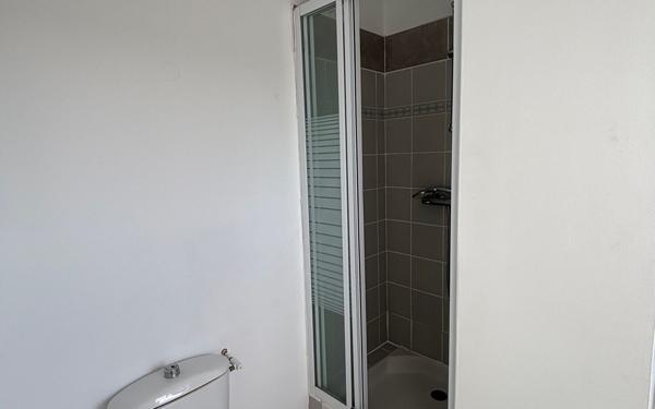 Appartement à louer    1 pièce •  Gouesnou