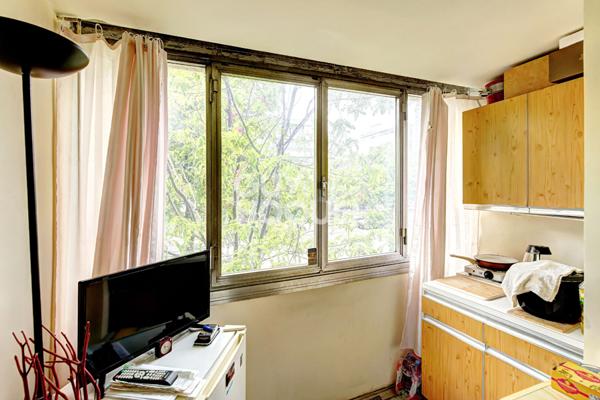 PARIS XVI Suchet Ranelagh 13m2 lumineux