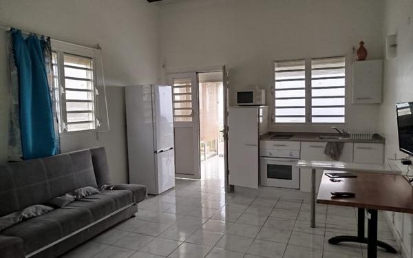 Appartement à louer    2 pièces •  Sainte-Luce