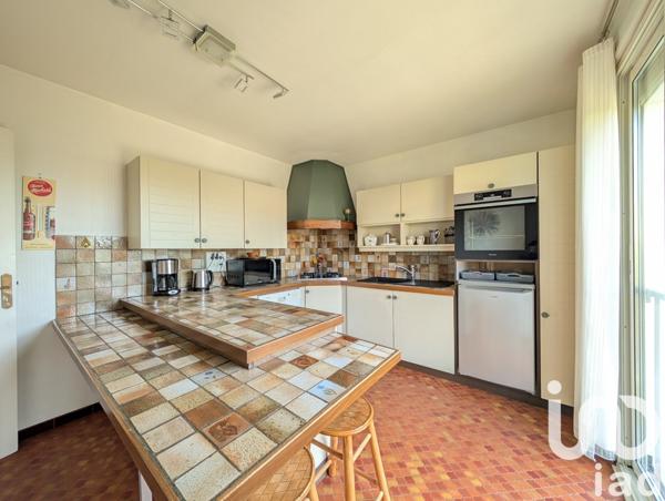 Maison traditionnelle 7 pièces de 175 m² à Condat-sur-Vienne (87920)