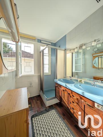 Maison traditionnelle 7 pièces de 175 m² à Condat-sur-Vienne (87920)