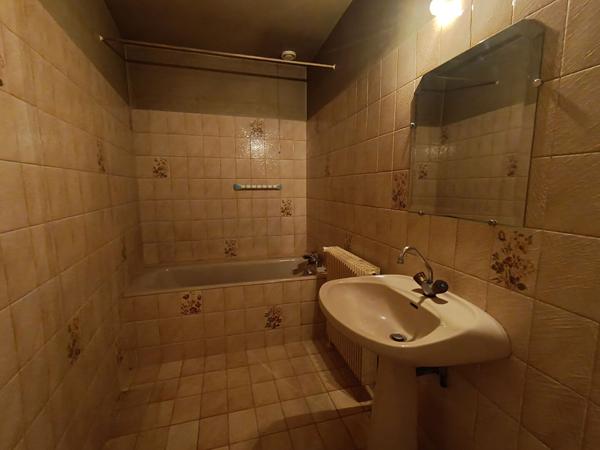 Maison Vieilmoulin 5 pièce(s) 107 m2