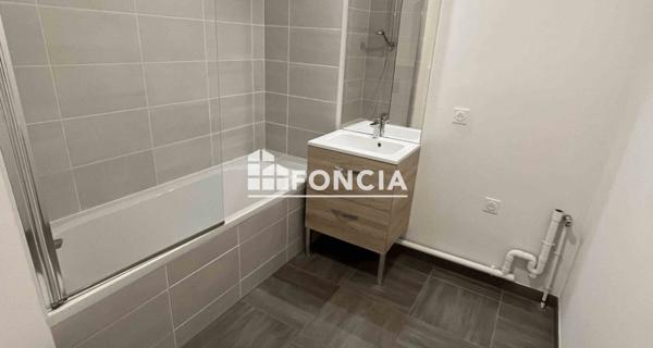 Location Appartement 2 pièces 41.3 m² - Lens 62300