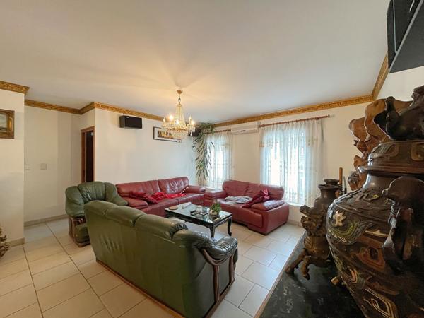 DAX Centre - T6 - 4 chambres - dépendance- terrasse