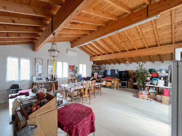 DAX Centre - T6 - 4 chambres - dépendance- terrasse