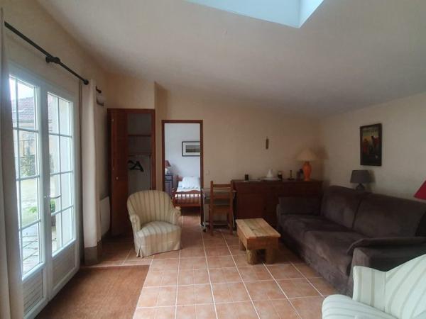 Maison charentaise Cozes 53 m²