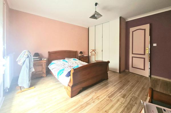 NOUVEAUTE VALLET Maison 135 M2, 4 chambres et bureau sur jardin paysagé !!!,  
Vallet 44330