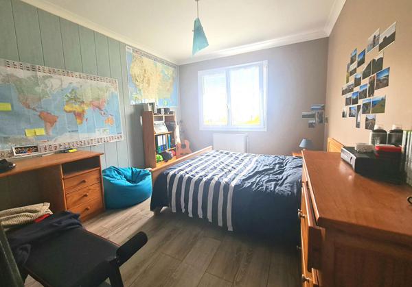 NOUVEAUTE VALLET Maison 135 M2, 4 chambres et bureau sur jardin paysagé !!!,  
Vallet 44330