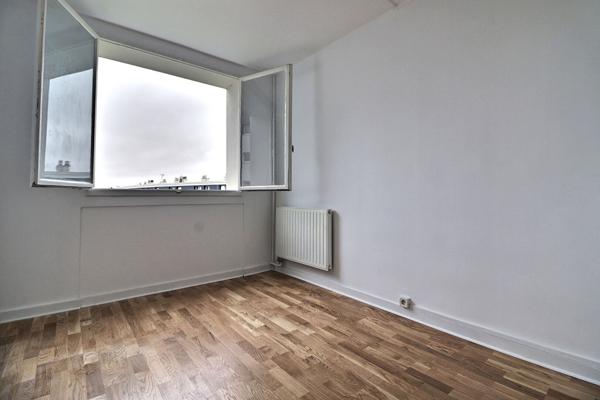 Appartement 4 pièces à vendre à Montigny-lès-Cormeilles - CAVE + PLACE DE PARKING