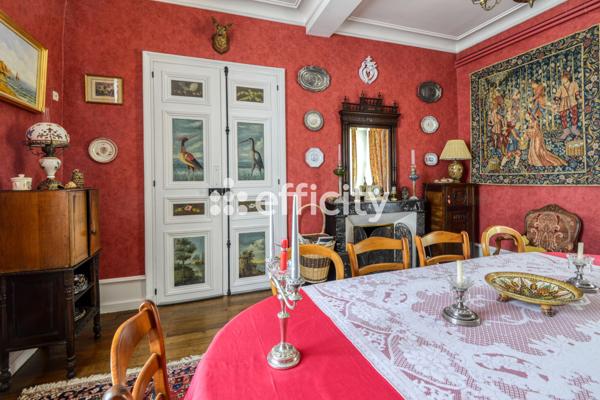 Maison
         7 pièces
        - 228 m² Bien prestige 599 000 € *