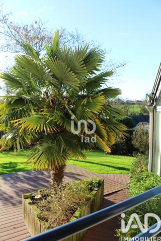 Maison à vendre 8 pièces 225 m² L'Huisserie