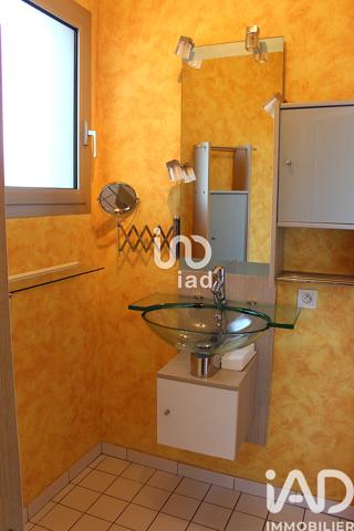 Maison à vendre 8 pièces 225 m² L'Huisserie