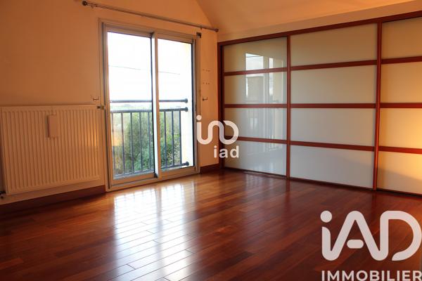 Maison à vendre 8 pièces 225 m² L'Huisserie
