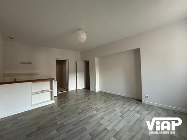 T2 DE 40 m² RENOVE EN HYPER-CENTRE DE LIMOGES , Limoges