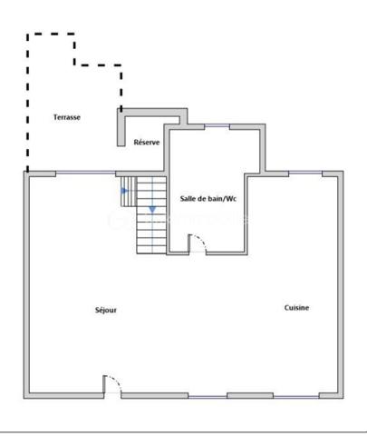Emplacement stratégique, volumes généreux, aucun travaux à prévoir !

À seulement 5 minutes à pied de la gare des Coquetiers (T4) et 15 minutes à pied de la gare de Bondy (RER E), cette belle maison familiale de 171 m² habitables offre un cadre de vie idéal pour une famille recherchant espace, confort et accessibilité.

Vous bénéficierez également de la proximité immédiate des écoles, commerces et services du quotidien, tous accessibles en moins de 10 minutes.

Une maison entretenue et économe

Vous n'aurez qu'à poser vos valises !

Ravalement avec isolation thermique par l'extérieur réalisé en 2021
Chaudière remplacée en 2024
Excellente performance énergétique avec un DPE à la limite de la classe C
Aucun travaux à prévoir
Sous-sol total aux multiples possibilités

La maison est édifiée sur un sous-sol total comprenant :

Un vaste garage de près de 40 m² pouvant accueillir jusqu'à 3 véhicules
Une pièce de 21 m² facilement transformable en chambre, salle de sport, bureau ou espace loisirs
Une chaufferie
Plusieurs espaces de stockage
Un espace de vie lumineux et convivial

Accessible par un agréable balcon exposé plein sud, le premier étage dévoile une superbe pièce de vie traversante, baignée de lumière naturelle.

Vous y découvrirez un salon-séjour chaleureux ouvert sur une belle cuisine dinatoire moderne avec son espace bar, véritable cœur de la maison pour recevoir famille et amis.

Une salle de bains avec WC complète ce niveau.

Dans le prolongement de la pièce de vie, une agréable terrasse suspendue de 15 m² permet de profiter pleinement des beaux jours et offre un accès direct au jardin.

Un espace nuit confortable

Le deuxième étage accueille :

4 chambres spacieuses
Dont 2 chambres avec mezzanine
Une salle d'eau avec WC

Les dalles acoustiques installées au niveau du séjour participent à un excellent confort phonique pour toute la famille.

Un extérieur rare sur le secteur

Le jardin paysagé, exposé Est-Ouest, bénéficie d'un ensoleillement optimal tout au long de la journée.

Une allée piétonne traverse harmonieusement les extérieurs et dessert différents espaces aménagés pour déjeuner, se détendre ou recevoir, à l'ombre ou au soleil selon les heures de la journée.

En fond de parcelle, une dépendance viabilisée de 12 m² constitue un véritable atout. Elle pourra accueillir :

Un bureau indépendant pour le télétravail
Un atelier
Une chambre supplémentaire
Ou encore un projet locatif selon vos besoins
Un fort potentiel d'évolution

La maison dispose actuellement de 4 chambres, mais peut très facilement être configurée en 6 chambres sans travaux importants, ce qui en fait un bien particulièrement adapté aux familles nombreuses, aux professions libérales ou à un projet d'investissement.

Les points forts

✅ 171 m² habitables
 ✅ Situation privilégiée à proximité des gares T4 et RER E
 ✅ Aucun travaux à prévoir
 ✅ Isolation extérieure réalisée en 2021
 ✅ Chaudière neuve de 2024
 ✅ DPE performant (proche classe C)
 ✅ Garage 3 véhicules
 ✅ Sous-sol total
 ✅ Pièce de vie traversante et lumineuse
 ✅ Terrasse suspendue de 15 m²
 ✅ Jardin paysagé Est-Ouest
 ✅ Dépendance viabilisée de 12 m²
 ✅ 4 à 6 chambres possibles

Une maison clé en main, parfaitement entretenue, offrant de très beaux volumes, un extérieur soigné et un emplacement particulièrement recherché aux portes de Paris. Une opportunité rare sur le secteur de Bondy.


VISITE POSSIBLE 7 JOURS SUR 7 SUR RENDEZ VOUS AVEC VOTRE CONSEILLERE

Elle n'attend que Vous!