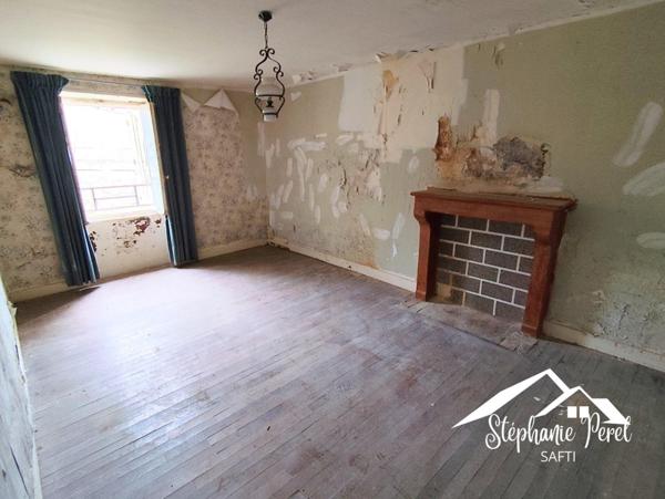 Charme de la pierre et douceur de vivre à Clairavaux – une maison authentique au cœur de la nature !