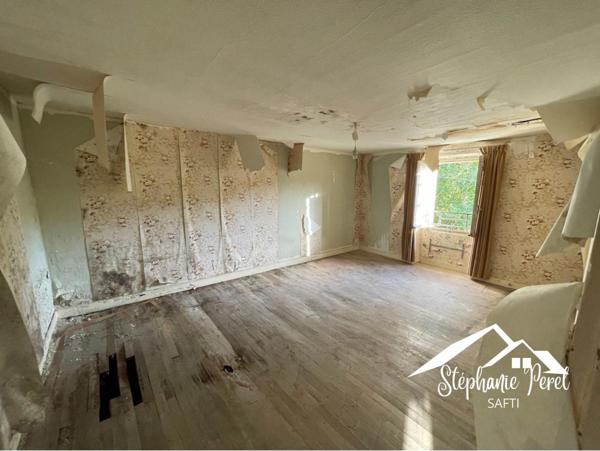 Charme de la pierre et douceur de vivre à Clairavaux – une maison authentique au cœur de la nature !