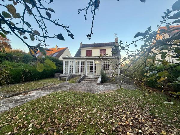 Maison 120 m2, sur sous-sol total et terrain 1020 m2