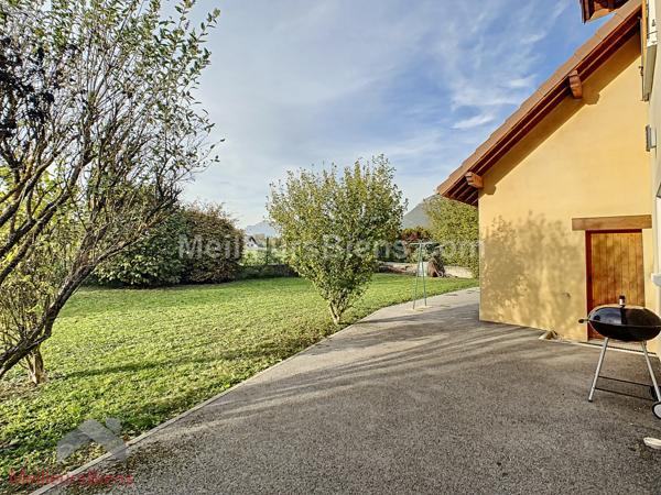 Les Marches Porte de Savoie Belle maison familiale de 179 m2 habitable et 258 m2 au sol.