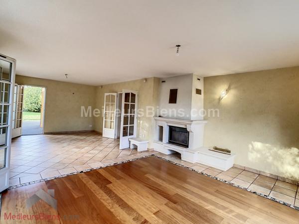 Les Marches Porte de Savoie Belle maison familiale de 179 m2 habitable et 258 m2 au sol.