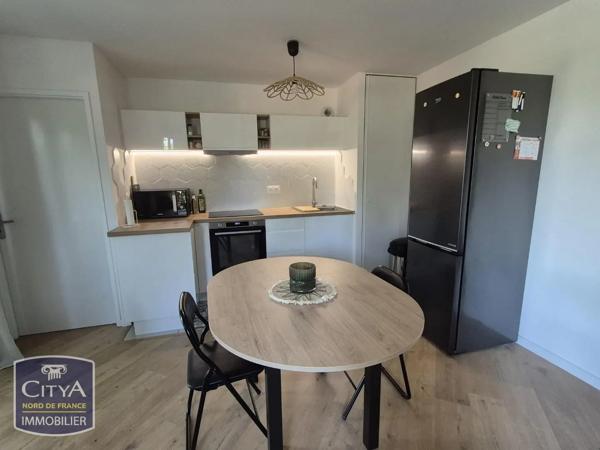 Appartement à louer 2 pièces 46.11m² Valenciennes (59300)