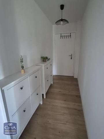 Appartement à louer 2 pièces 46.11m² Valenciennes (59300)