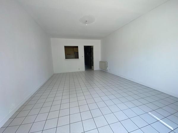 LA BAULE CENTRE ? APPARTEMENT 86 m² RÉNOVÉ ? 3 CHAMBRES ? GARAGE ? PLAGE À PIED