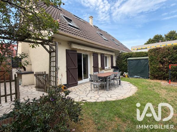 Maison à vendre 6 pièces 95 m² Plaisir