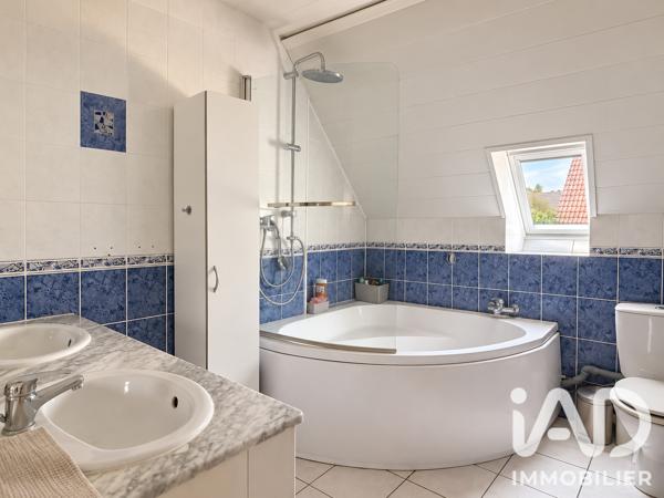Maison à vendre 6 pièces 95 m² Plaisir