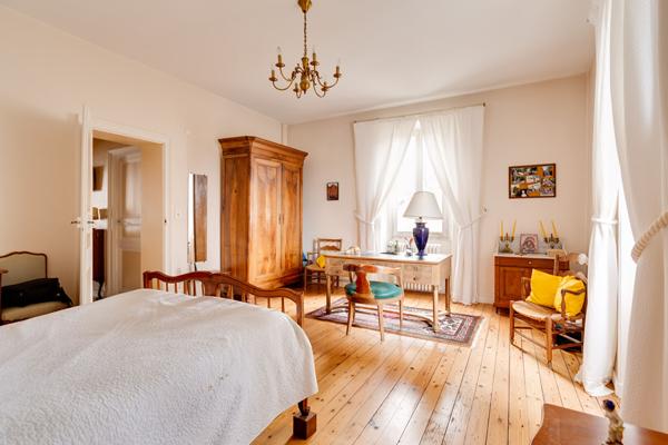 A VENDRE NANTES SAINT DONATIEN MAISON FAMILIALE DE CARACTERE