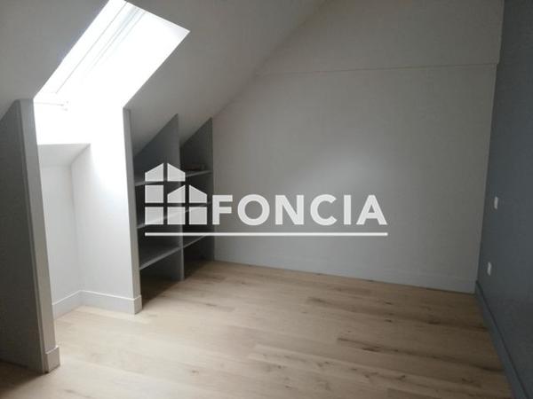 Location Appartement 3 pièces 55.3 m² - CARRE DES LETTRES - E23 - 70 BIS AVENUE JEAN GUITON La Rochelle 17000