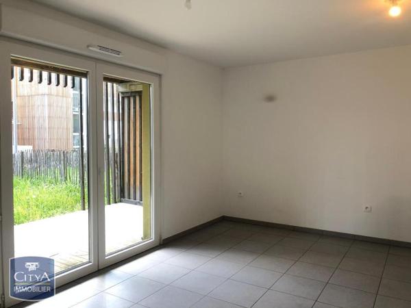 Appartement à louer 2 pièces 42.01m²