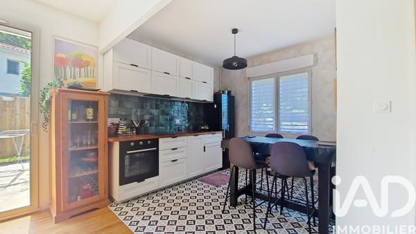 Maison à vendre 4 pièces 81 m² Fargues-Saint-Hilaire