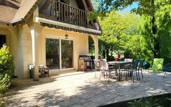 Maison à vendre    6 pièces •  Étréchy