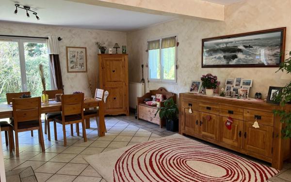 Maison à vendre    6 pièces •  Étréchy