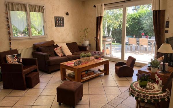 Maison à vendre    6 pièces •  Étréchy