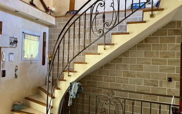 Maison à vendre    6 pièces •  Étréchy